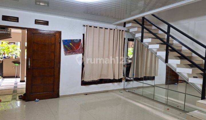 Dijual Rumah 2lantai di Perum Griya Metropolitan, Pekayon 2