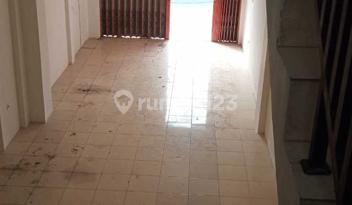 Ruko Siap Pakai, Parkir Besar Lokasi Jalan Utama di Duren Jaya 2