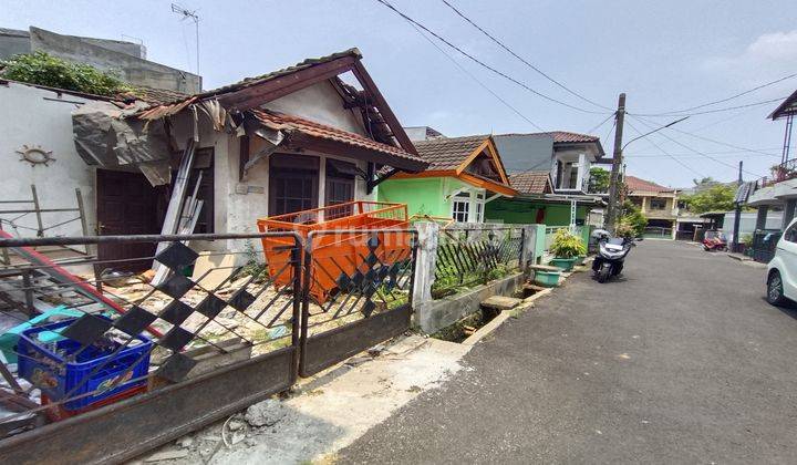 Dijual Murah Rumah Hitung Tanah di Taman Galaxy 1