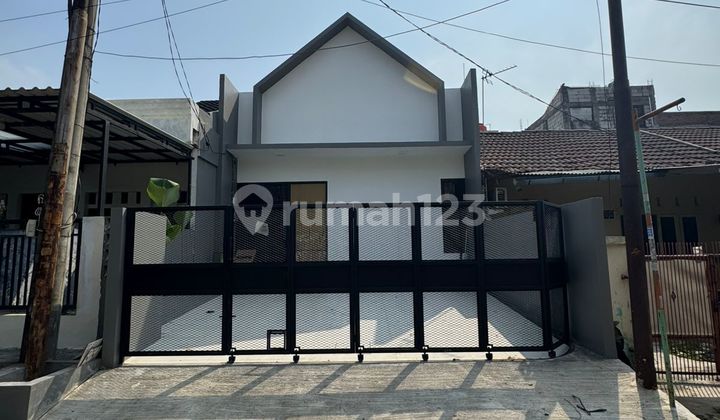 Rumah Bangunan Baru di Mutiara Gading Timur Bekasi 1