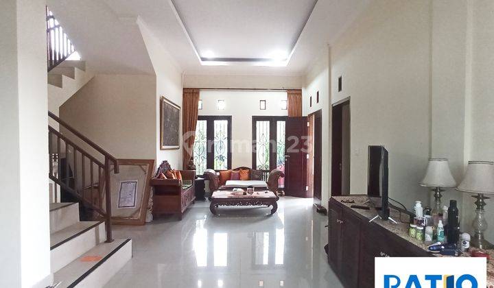 Dijual Rumah Semi Villa Halaman Luas Dekat Canggu  5
