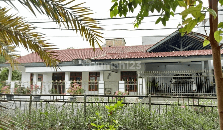 Rumah Hoek Siap Huni 14x23 322m Duren Sawit Jakarta Timur 1