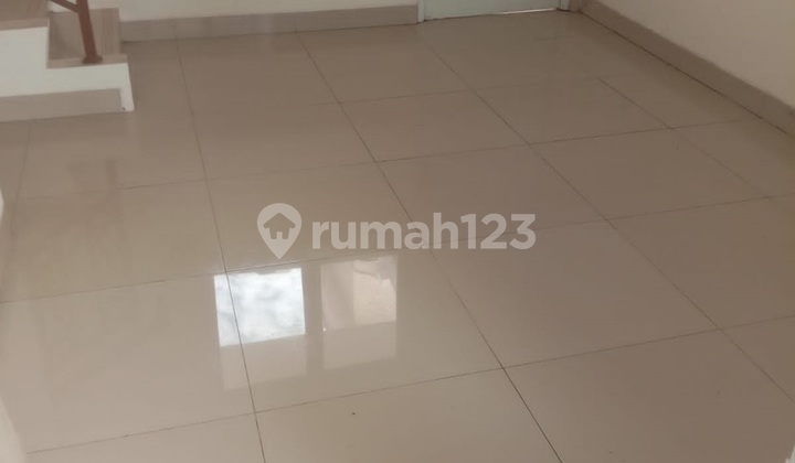 Rumah 2lt 6x15 90m 2KT Cluster La Seine JGC Jakarta Garden City 2