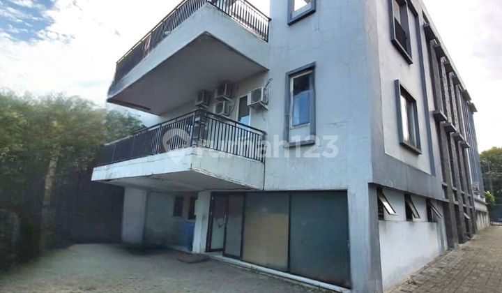 Ruko siap pakai 3lt 22x37 775m Duren Sawit Jakarta Timur Ruko siap pakai 3lt 22x37 775m Duren Sawit Jakarta Timur