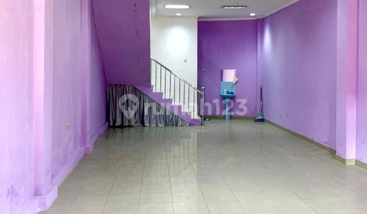 Ready-to-use 3-story shop house, 5x17, 85m², Tugu Utara, Koja, North Jakarta 2