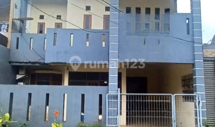 Rumah 2lt 8x15 120m type 4KT Taman Pulogebang Cakung 2