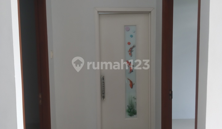 Rumah minimalis konsep modern siap huni 6