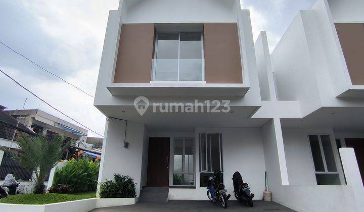 Dijual Rumah Scandinavian di Pejaten Barat Jakarta Selatan 1