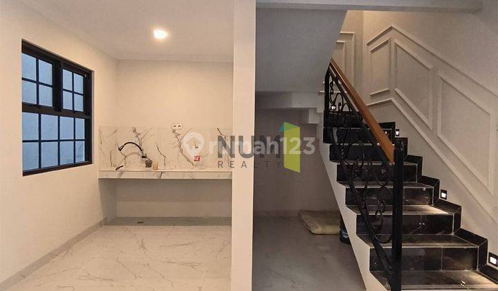 Dijual Murah Rumah Mewah Non Cluster di Jagakarsa Jakarta Selatan 2