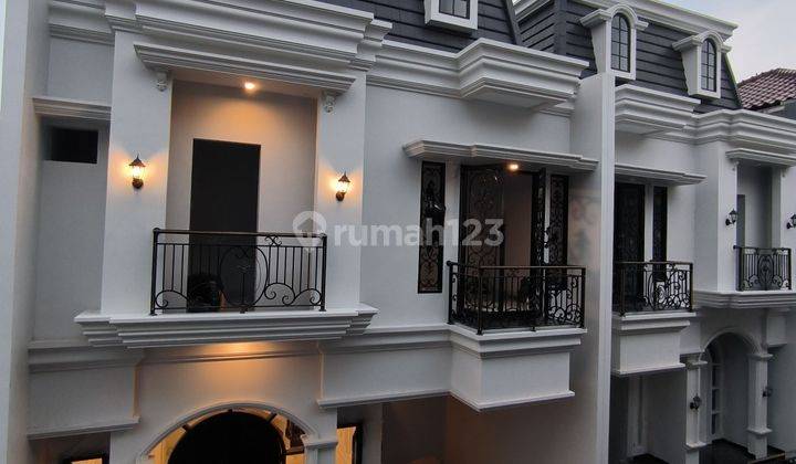 Dijual Rumah American Classic di Jagakarsa Jakarta Selatan 1