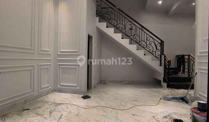 Dijual Rumah American Classic di Jagakarsa Jakarta Selatan 2