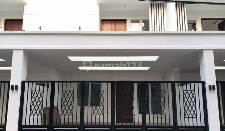 Rumah di Komplek Kesehatan Pasar Minggu Jakarta Selatan 1