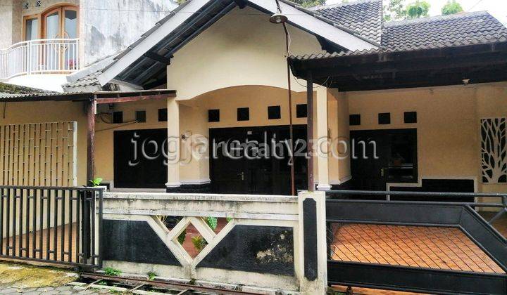 Rumah disewakan Jogja dalam perumahan dekat Kota Yogyakarta di Mayaan Trihanggo Gamping Sleman Yogyakarta 2