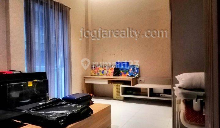 Rumah Mewah Semu Furnished dekt kampus UGM di Demangan Baru Sleman Yogyakarta  20