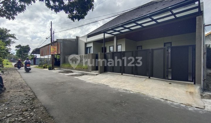 House for Sale Furnished Spacious in Purwomartani Sleman Yogyakarta