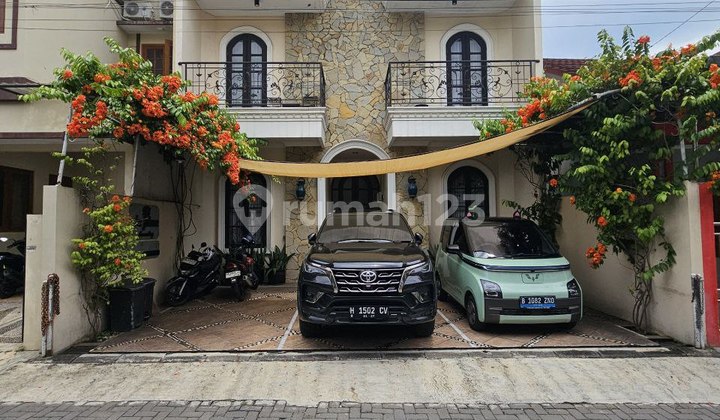 Aesthetic Modern Cozy Homestay for Sale 2 Floors Seturan Sleman Yogyakarta