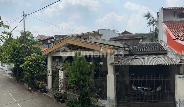 Di Jual Rumah Di Komplek Raya Housing [molek]pondok Gede 2