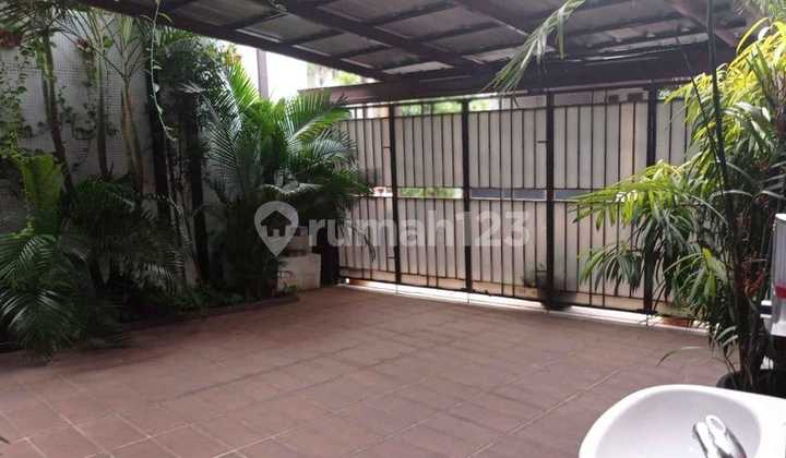 For Sale: Ready-to-Occupy House on Sawo Street, Cipete, South Jakarta 2