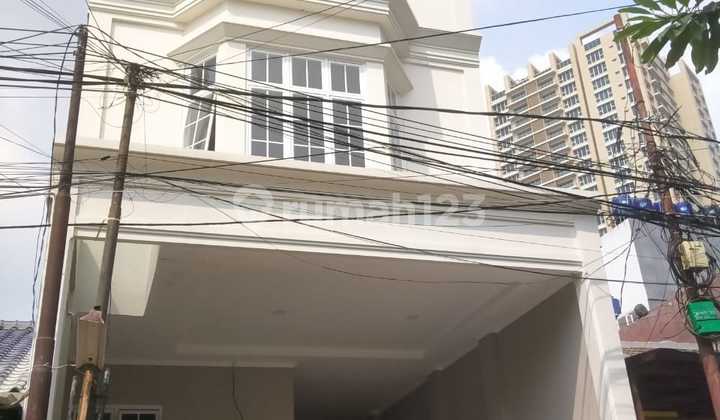 Di Sewakan Rumah Brand New Jln Pinang Emas Pondok Indah Di Sewakan Rumah Brand New Jln Pinang Emas Pondok Indah