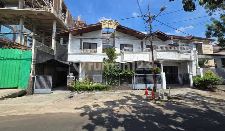 For Sale Rumah Lama Di Area Senopati Jakarta Selatan