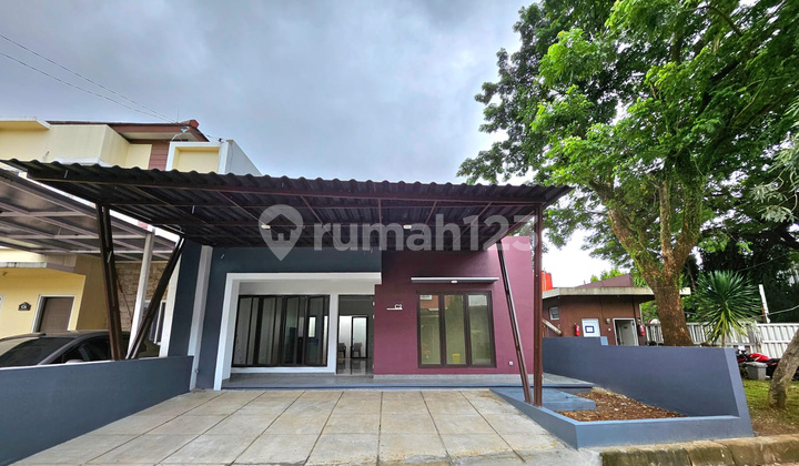 For Sale Rumah Siap Huni Dalam Town House Baru Selesai di Bangun (Furnished)Posisi Hook,Di Area Rempoa Tangerang