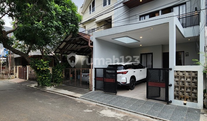 Termurah!! Di Jual Rumah Baru Dan Mewah Tinggal Bawa Koper Di Pondok Indah Jakarta Selatan