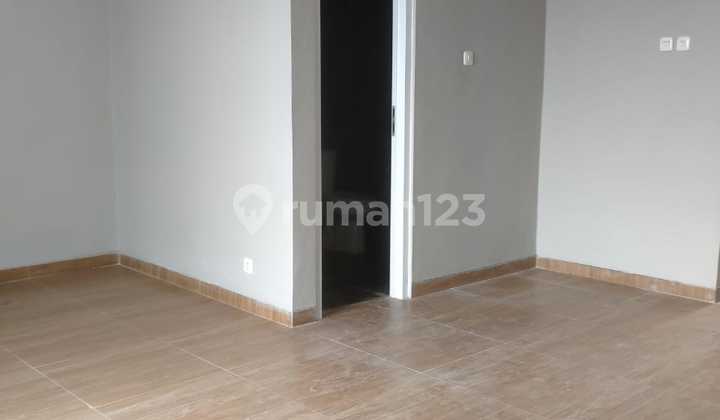 Di Sewakan Rumah Brand New Jln Pinang Emas Pondok Indah 2