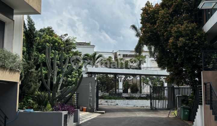 For Sale Town House Elite Di Pejaten Jakarta Selatan 2