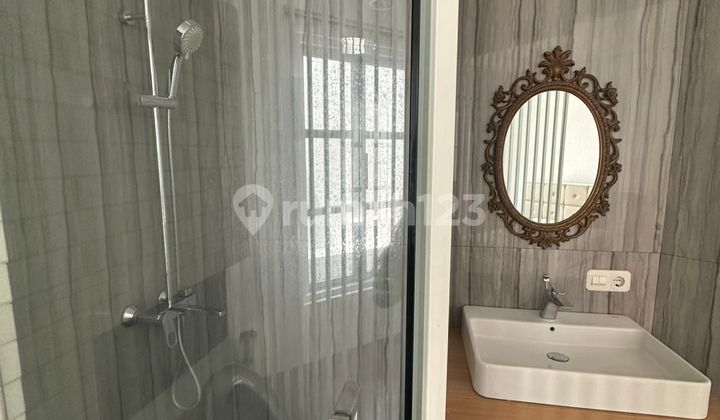 Rumah Bagus Siap Huni Semi Furnished Di Pondok Indah  2