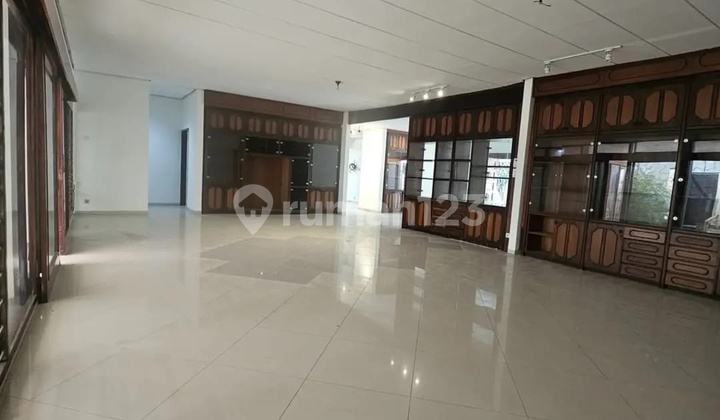 Rumah di Bawah NJOP di Jln Radio Dalam Kebayoran Baru Rumah di Bawah NJOP di Jln Radio Dalam Kebayoran Baru