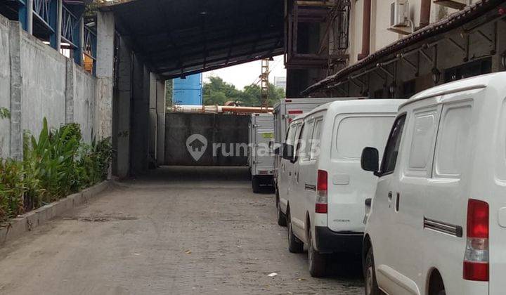 Gudang Siap Pakai Akses Kontainer 40 Feet di Pegangsaan, Jakarta 6