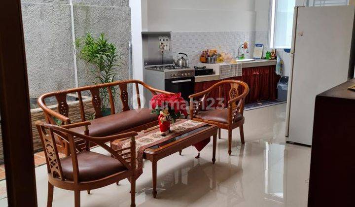 Rumah Baru Siap Huni Furnished SHM di Wisma Cakra, Limo, Depok 1