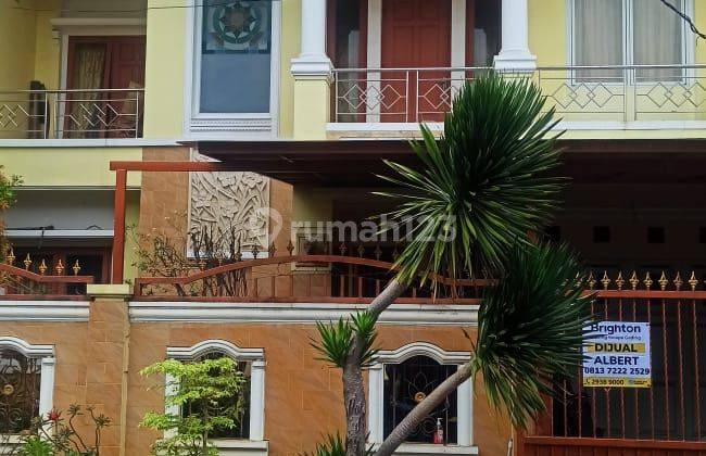 Turun Harga Rumah 2 Lantai Harapan Indah Strategis, Nyaman, Aman 1