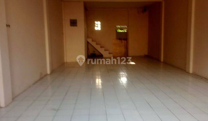 Ruko 2 Lantai di Pinggir Jalan Raya Strategis Dan Parkir Luas 3
