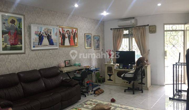 Rumah Strategis Dan Nyaman di Jakarta Barat Dengan Harga Terbaik 1