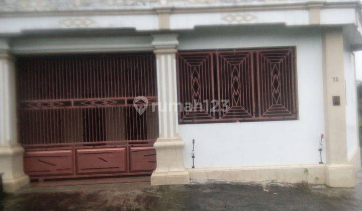 Rumah Besar Siap Huni Dekat Pusat Kota Solo Strategis Dan Murah 1