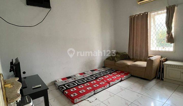 kamar tidur rumah murah komplek kodam jatiwaringin