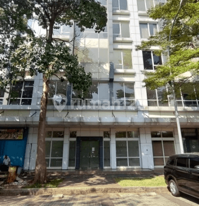 Gedung Ruang Kantor Klinik Kecantikan with Lift di Harapan Indah 2