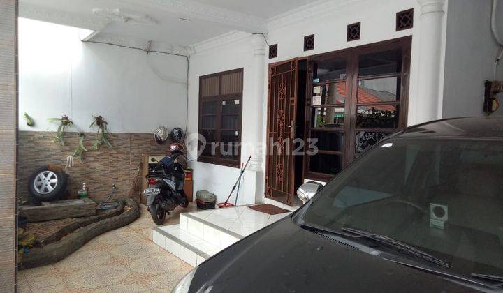 Rumah Komplek Perumahan Taman Pulogebang di Cakung Jakarta Timur 2