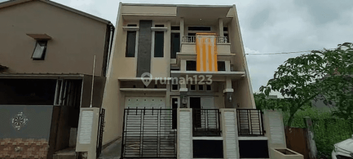 Rumah Baru Murah di Kota Bekasi Margahayu dekat Tol Timur Modern 1