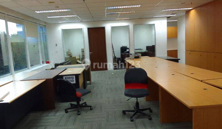 Ruang Kantor Full Furnished Siap Pakai, Bebas Ganjil Genap. Harga terjangkau. di Jl Rasuna said  2