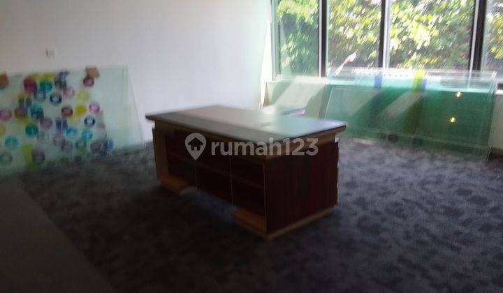 Ruang Kantor semi Furnished Siap Pakai Bebas Ganjil Genap  2