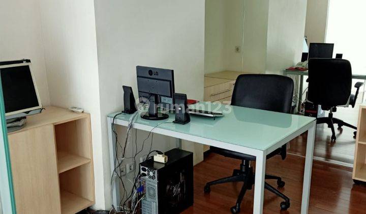 Ruang Kantor Full Furnished Siap Pakai Bebas Ganjil Genap Free Overtime  2