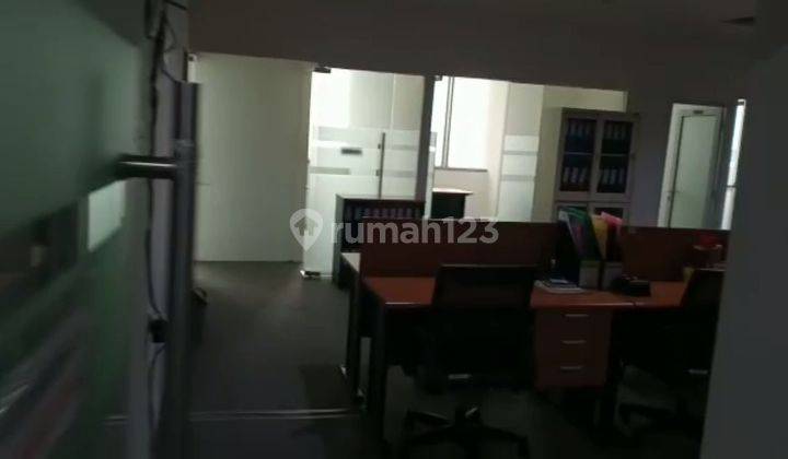 Ruang Kantor Full Furnished Siap Pakai Free Overtime Bebas Ganjil Genap dekat Pintu Tol  1