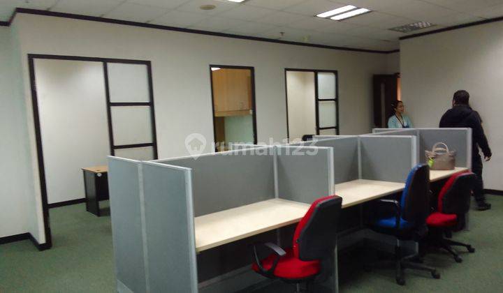 Ruang Kantor Furnished Siap Pakai Bebas Ganjil Genap Free Overtime. Dekat kedutaan China  2