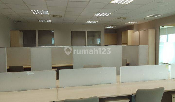 Ruang Kantor Full Furnished Siap Pakai Bebas Ganjil Genap, depan LRT, Transjakarta. Free Overtime. Dekat Setiabudi One  2