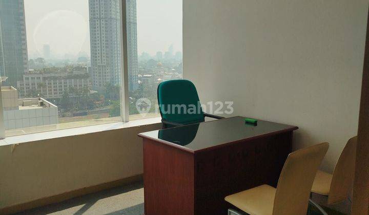 Ruang Kantor Full Furnished Siap Pakai Bebas Ganjil Genap. Dilalui LRT, Transjakarta.  1