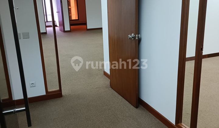 Ruang Kantor Harga Terjangkau. Parkir Free. Depan Sta Lrt, Transjak Ruang Kantor Harga Terjangkau. Parkir Free. Depan Sta Lrt, Transjak