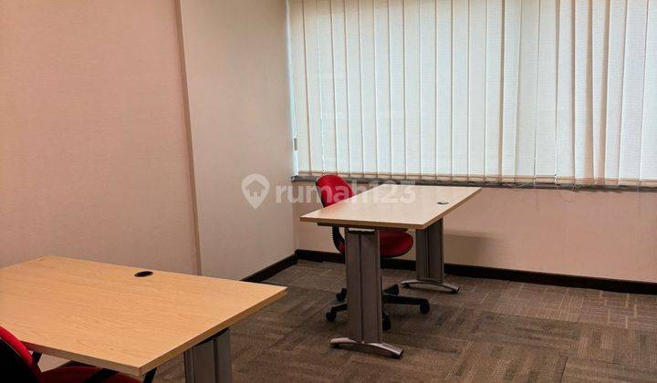 Ruang Kantor Full Furnished Siap Pakai. Bebas Ganjil Genap. Dekat MRT, Transjakarta.