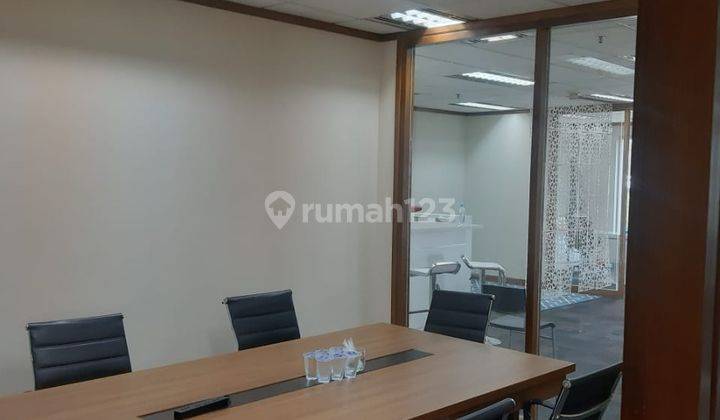 Ruang Kantor Full Furnished Siap Pakai. Dilalui Lrt, Transjakarta.